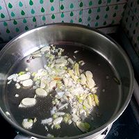 豇豆炒西红柿的做法图解2