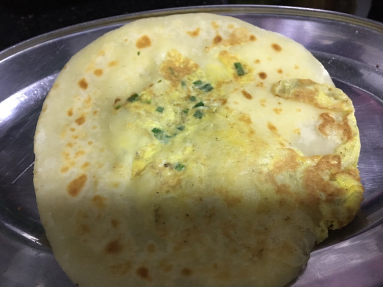 鸡蛋灌饼的做法
