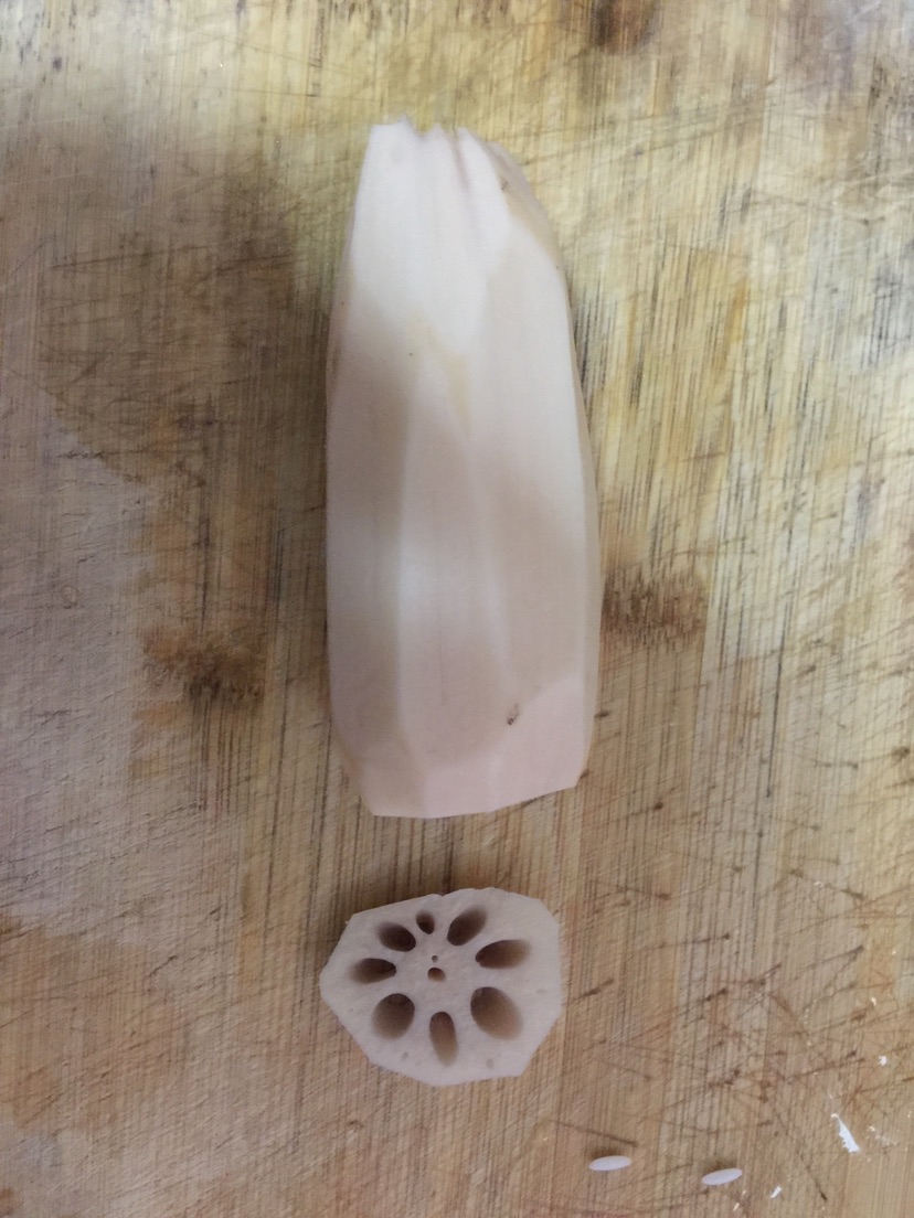 好吃又不腻的糯米糖莲藕的做法图解2