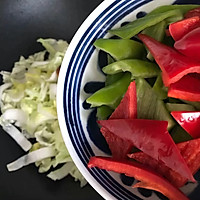 #餐桌上的春日限定#青红椒腐皮黄白菜的做法图解9