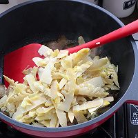 腊肉炒春笋的做法图解7