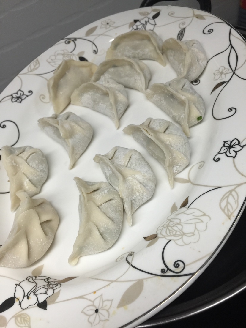饺子锅贴的做法图解3