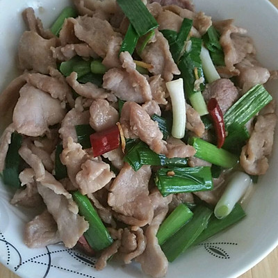 蒜苗炒肉片