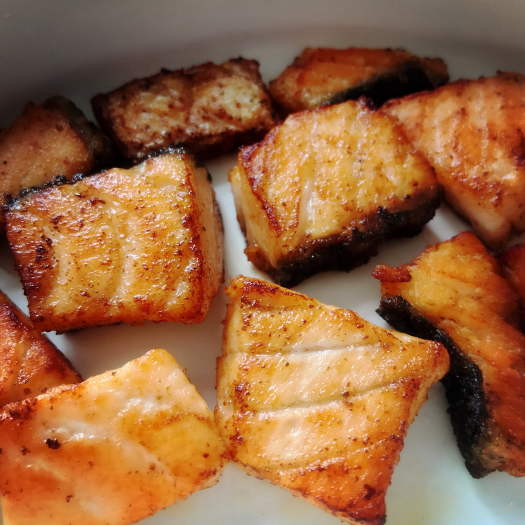 香煎三文鱼块的做法
