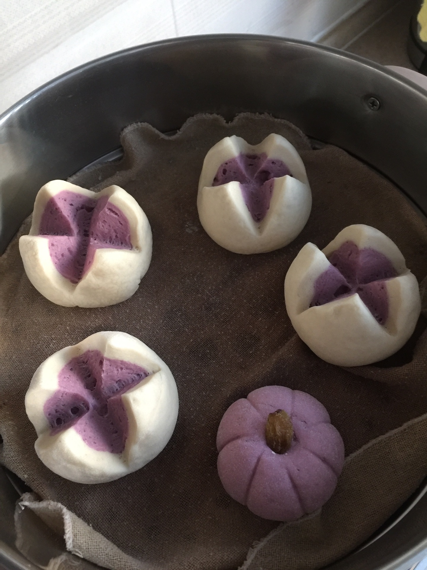 紫薯开花馒头的做法_菜谱_豆果美食