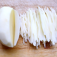 凉拌酸辣土豆丝的做法图解2