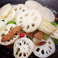 藕片炒肉的做法图解8