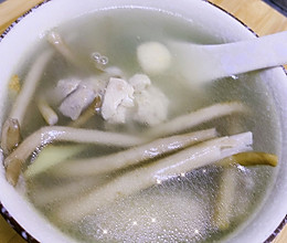 茶树菇鸡汤的做法