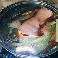 家常炖肘子的做法图解6