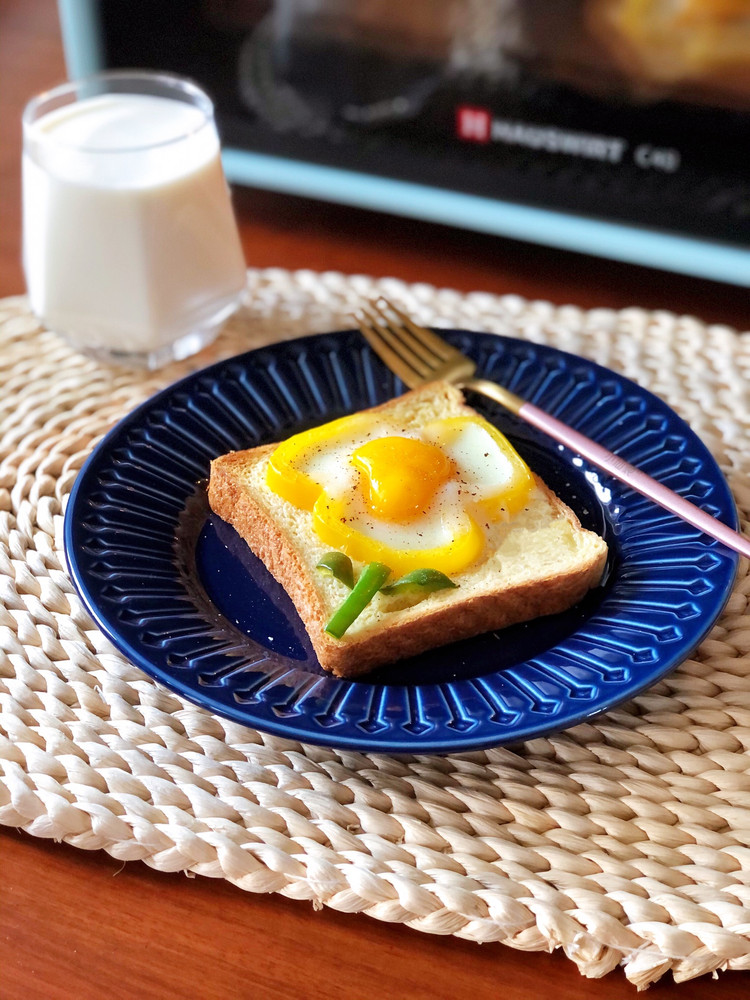 吐司新吃法，彩椒花朵吐司的做法