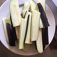 外婆烧茄子的做法图解1