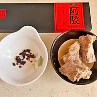 阿胶排骨汤的做法图解3