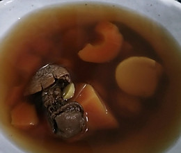 姬松茸胡萝卜玉米栗子汤 (素汤)的做法
