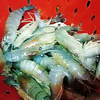 黄油蒜蓉焗罗氏虾的做法图解3