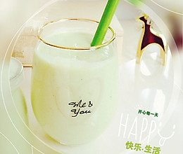 牛油果香蕉奶昔的做法