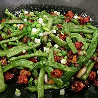 #米饭最强CP#干煸四季豆的做法图解10