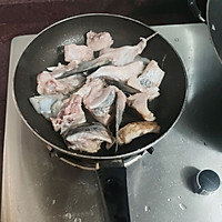 鱼头煲的做法图解3
