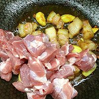 #一蔬一饭皆告白#腐竹木耳烧肉的做法图解7