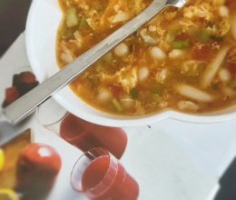 西红柿白玉菇汤的做法