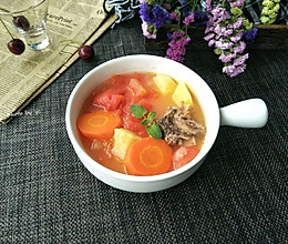 西红柿牛骨汤的做法