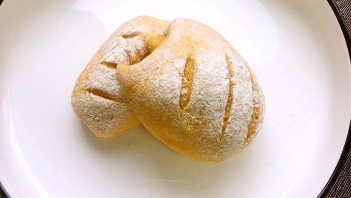 延時發酵包—南瓜半麥麵包