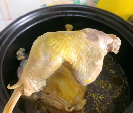 砂锅板栗炖鸡，清甜味美的做法