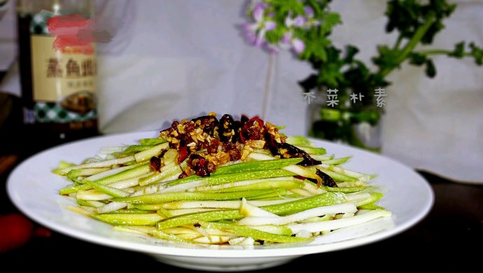 炝拌西葫芦