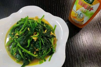 鸡汁菠菜炒鸡蛋