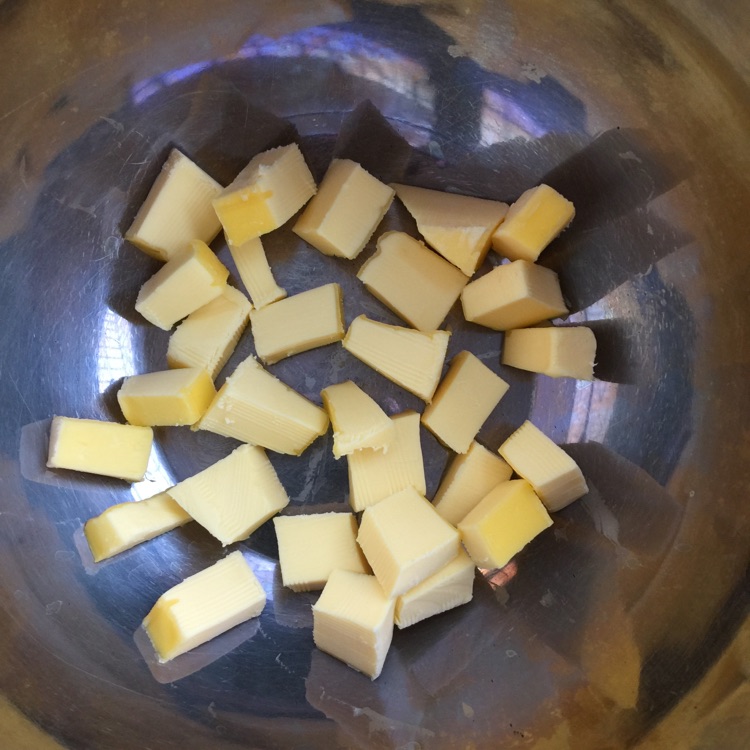 苹果派的做法图解1