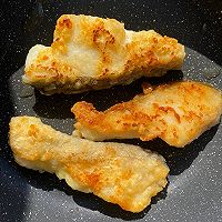 宝宝香煎挪威北极鳕鱼的做法图解6