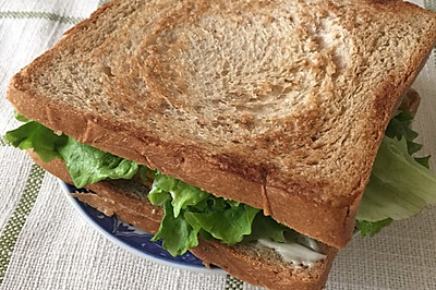 健康早餐 鸡蛋三明治