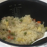 便利电饭锅＂炒饭＂的做法图解6