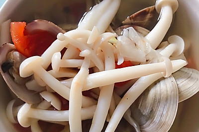 石蛤鲜菇汤