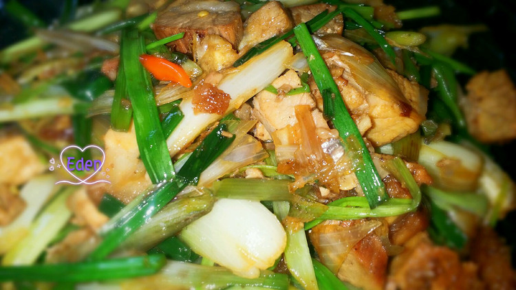 荞头炒烧肉的做法