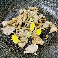 干锅肉片莲花白的做法图解4