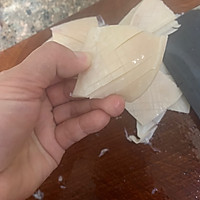腐竹鱿鱼煲的做法图解3