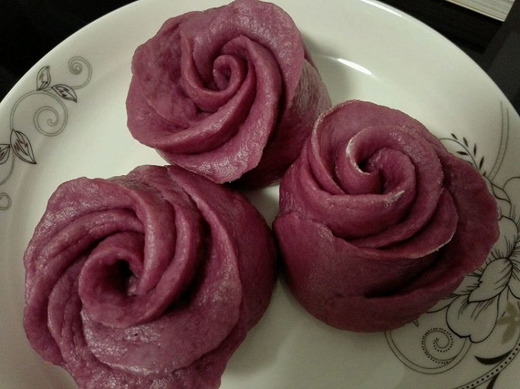 紫薯玫瑰花卷儿的做法