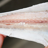 百吃不厌之红烧带鱼 最经典的家常菜的做法图解3