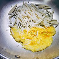 #养生打卡#茭白豆腐叶鸡蛋汤的做法图解5