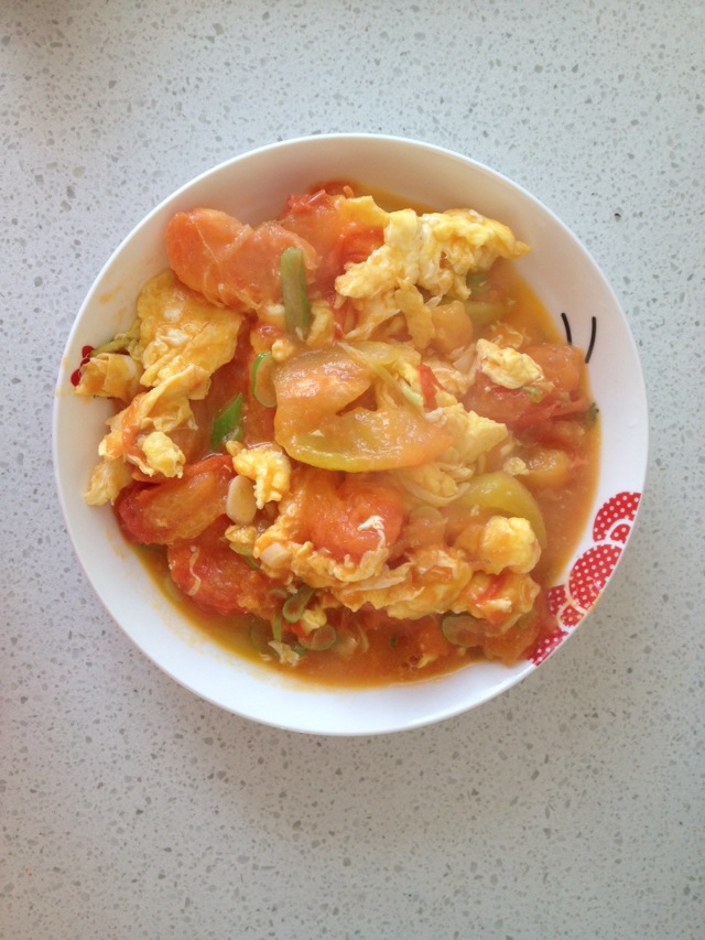 Scrambled egg with tomato