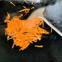 上班族的快手菜-炒豆腐皮的做法图解7