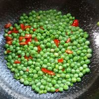 榨菜豌豆瘦肉丁——乌江榨菜的做法图解3