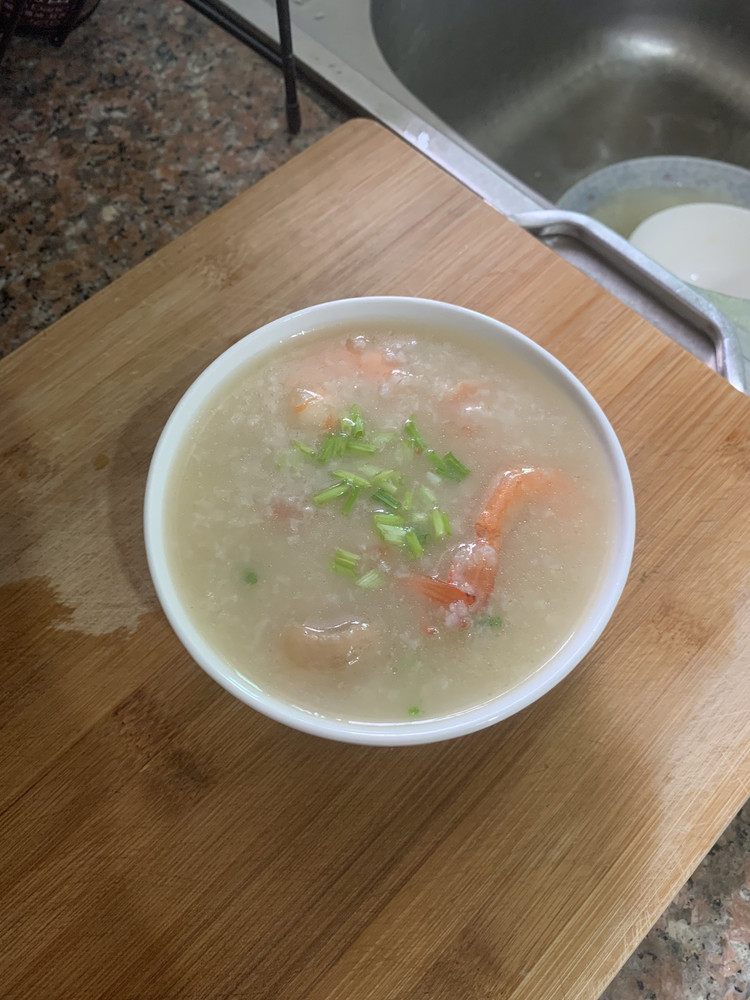 鲜虾鸡肉老火粥的做法
