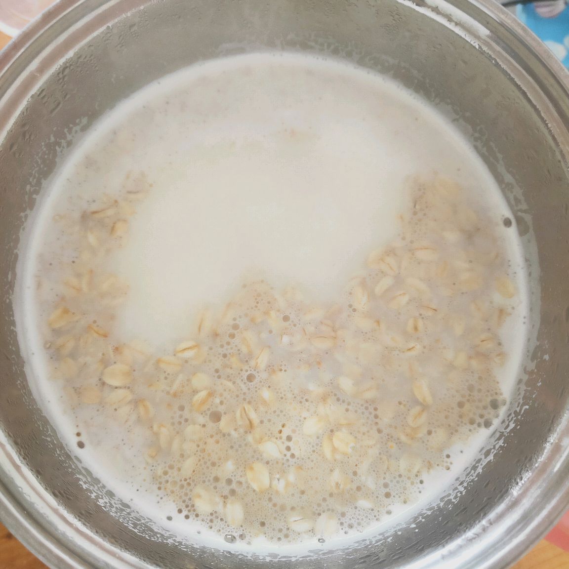牛奶燕麦粥怎么做_牛奶燕麦粥的做法_豆果美食