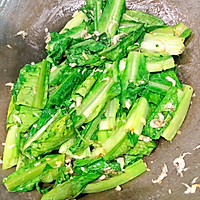 蒜香虾皮油麦菜的做法图解4