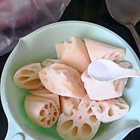 湖北传统～排骨莲藕汤的做法图解6