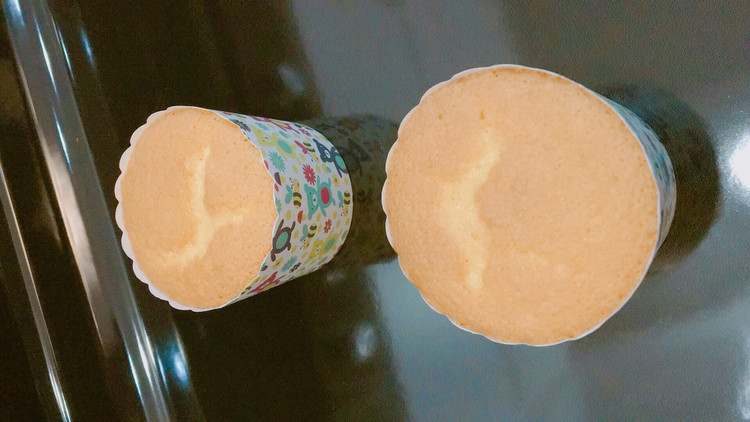 超简易纸杯蛋糕的做法