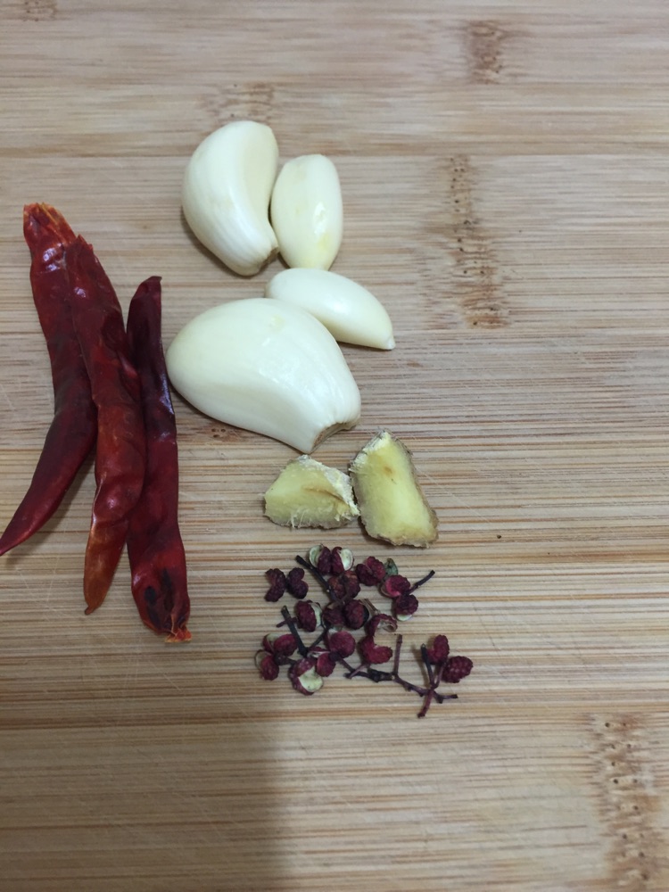 干豆角烧牛肉的做法图解2