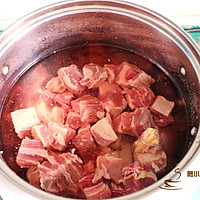暖胃番茄牛腩汤的做法图解2