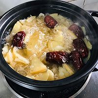 苹果银耳红枣汤，润肤又养颜的做法图解7